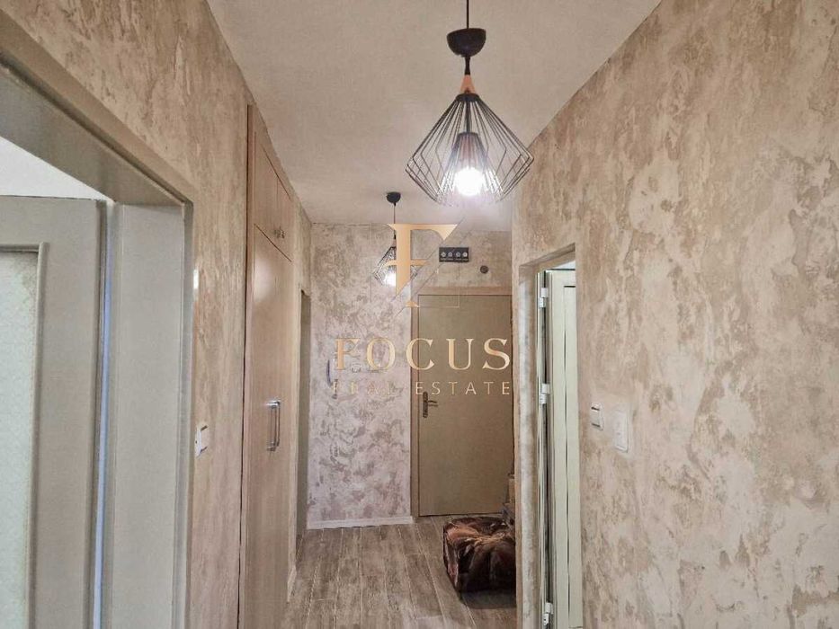 Продава се Двустаен апартамент в Пловдив, Кършияка - 68 кв.м за 1818 €/кв.м - Снимка #2