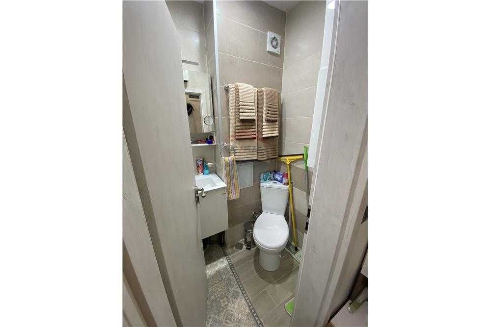 Продава се Двустаен апартамент в Разград, Бели Лом - 63 кв.м за 1660 €/кв.м - Снимка #10