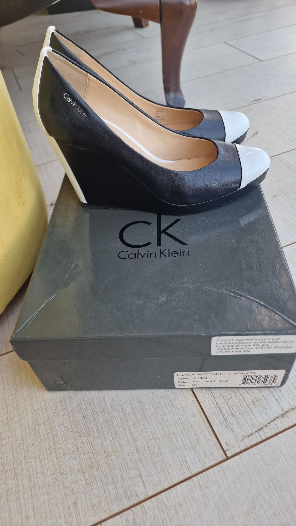 Оригинални обувки Galliano 40 номер, Calvin Klein, ZARA