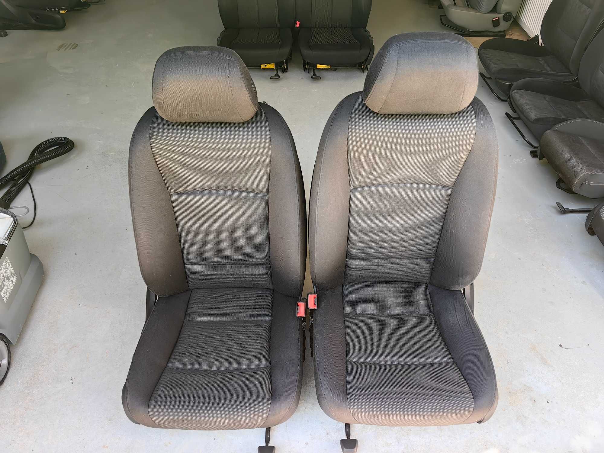 Scaune / Interior BMW F10 / F11 LCI cu montaj Logan Sandero Duster