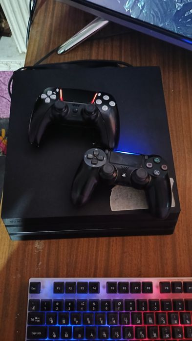 PS4 PRO vizlom 11.00 versiya Goldhen