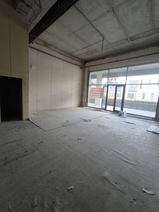 Коммерция  в аренду на первом этаже БЦ business park на Махтумкули