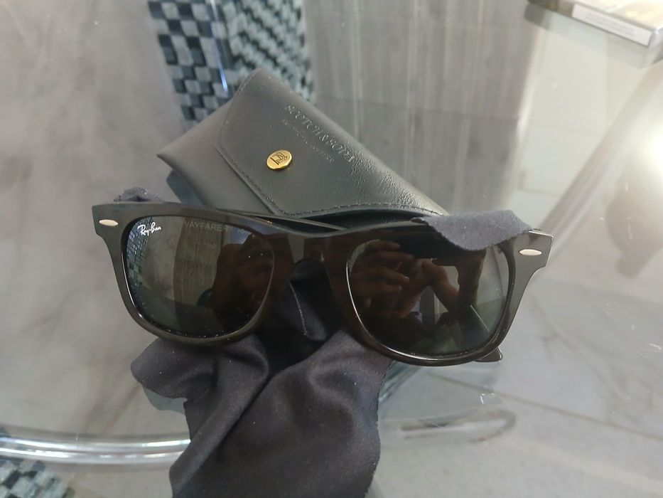 Ochelari rayban firma