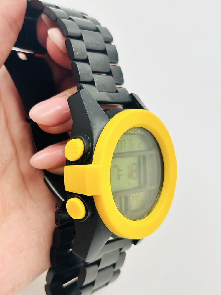 Nixon мъжки часовник