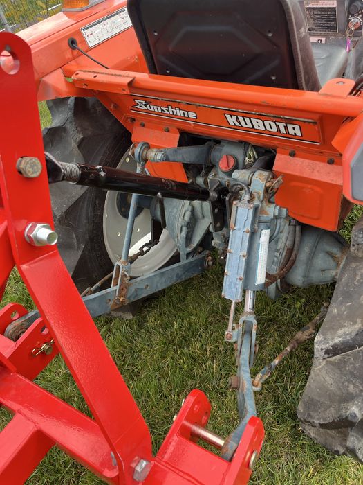 Tractor 4x4 Kubota L1-205