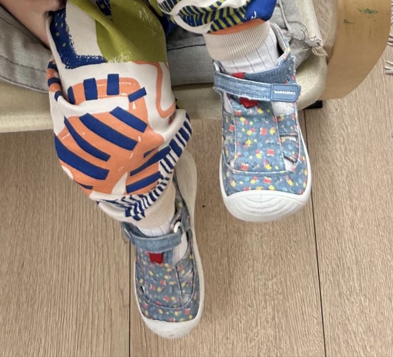 Sandale Biomecanics 24