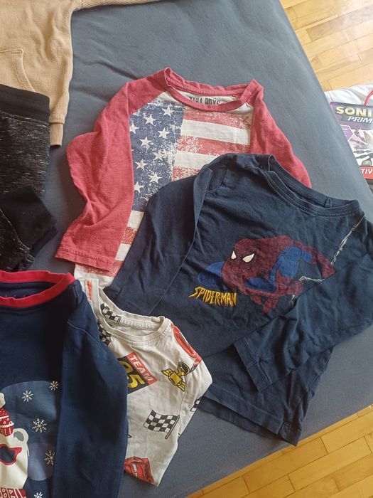 Лот 17 бр. детски дрехи размер 24-36м