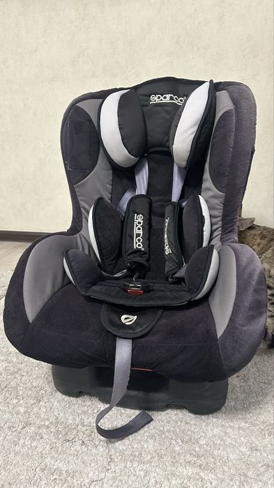 Продам автокресло