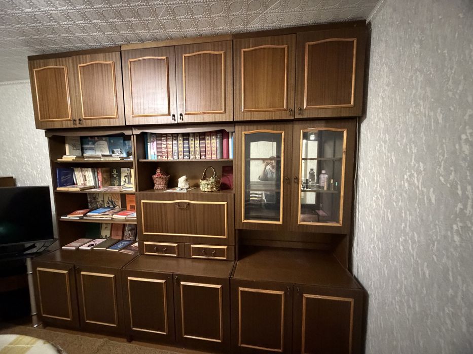 Рижская  стенка