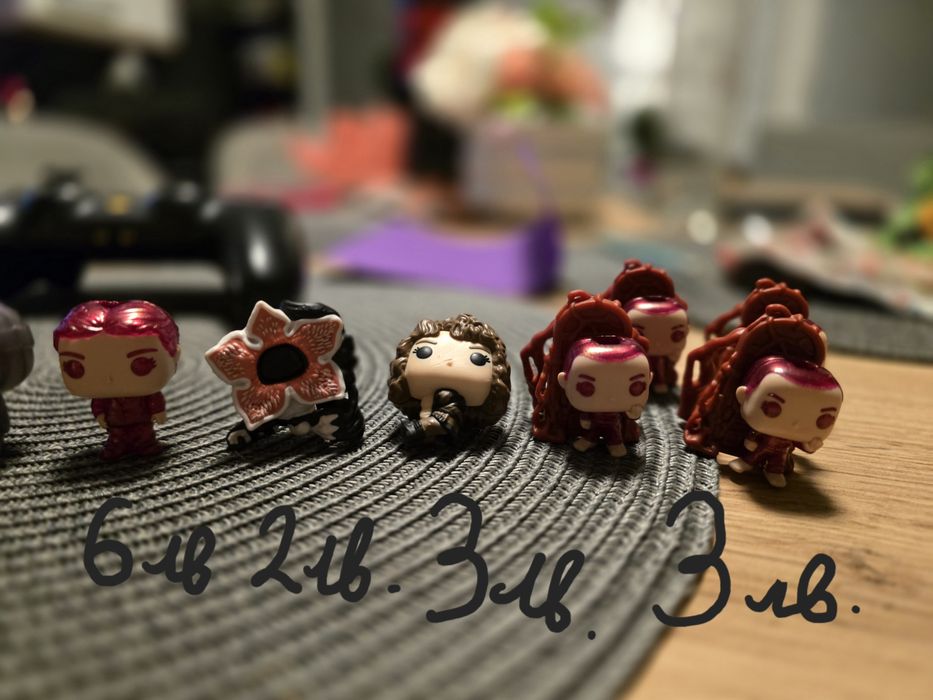 Stranger things funko pop Kinder