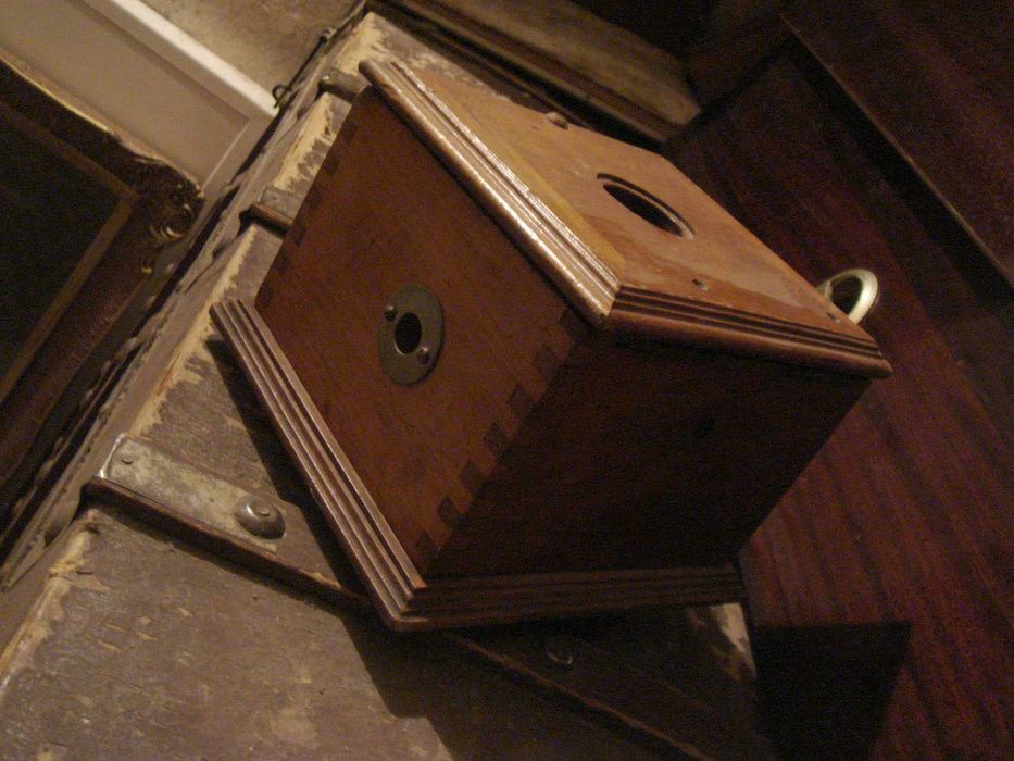 Cutie Veche aparat din lemn cu capac model Vintage Retro 18/18cm