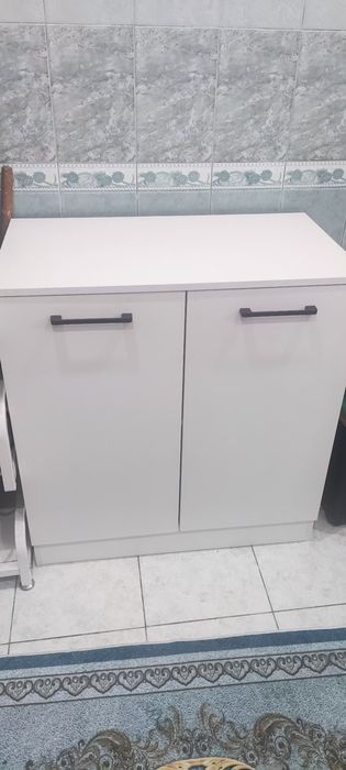 Продам 2 шкафа новый