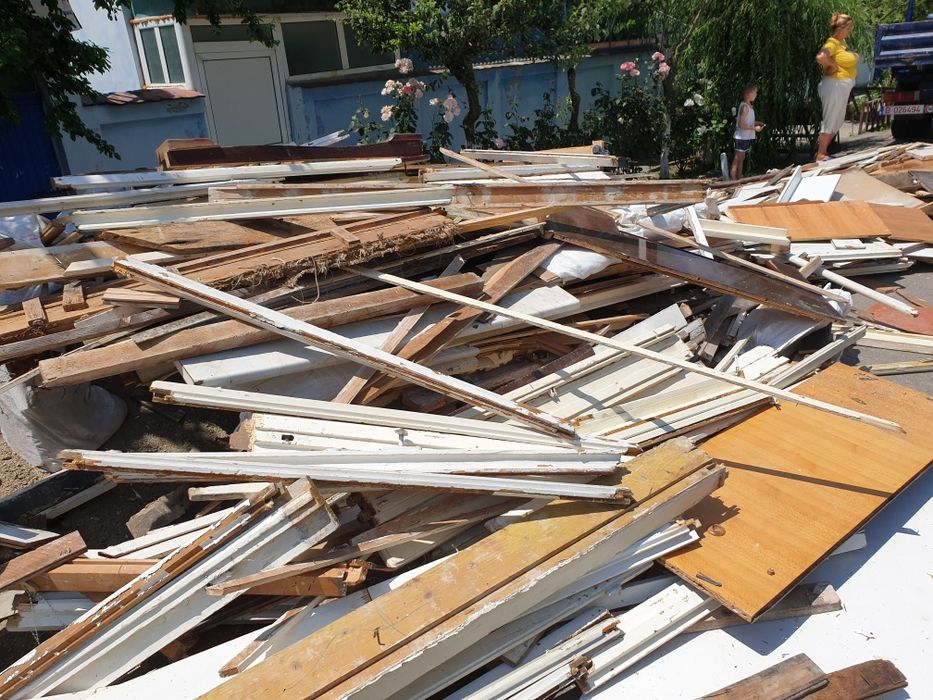 Vând deseuri de lemn rapid