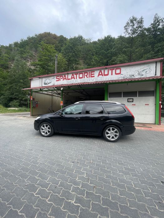 de vânzare ford focus 1.6 diesel 2010