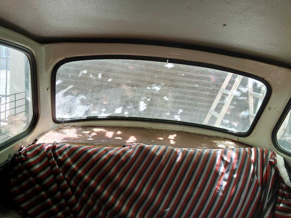 Продавам Трабант 601