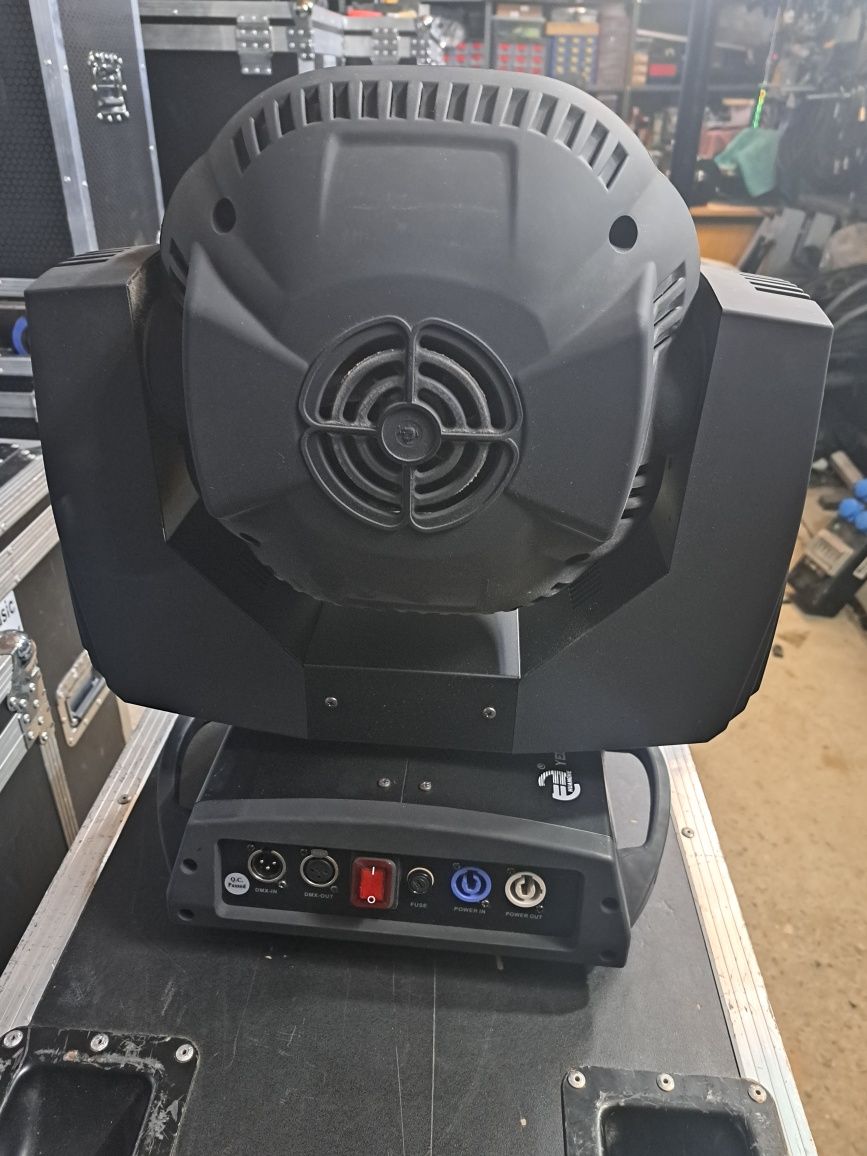 Moving head MH BIG EYES LED RGBW 19×15 w