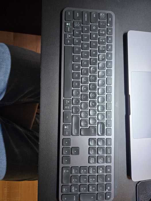 Logitech MX Keys – Bluetooth, iluminată, US Intl