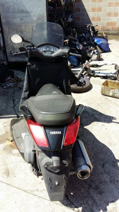 Yamaha Х-max 125 иYamaha Х-max 250 -На части