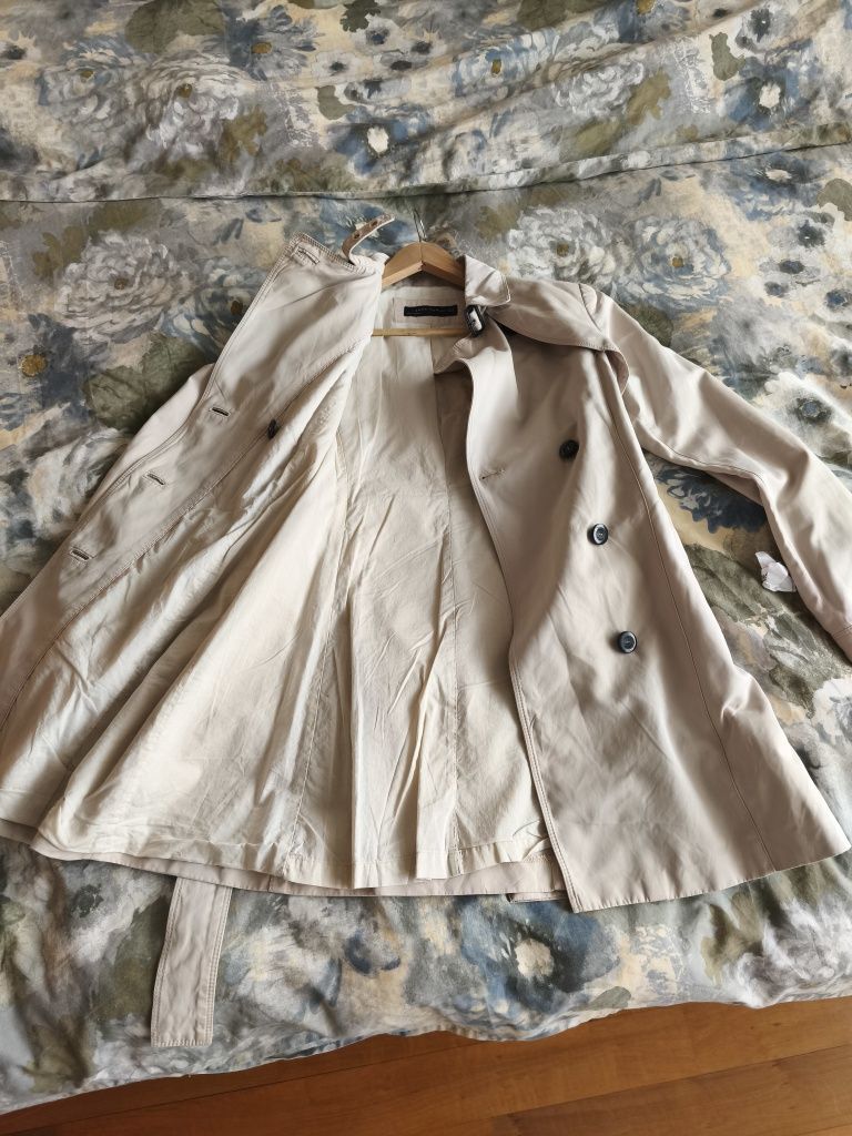 Тренч ZARA в бежов цвят