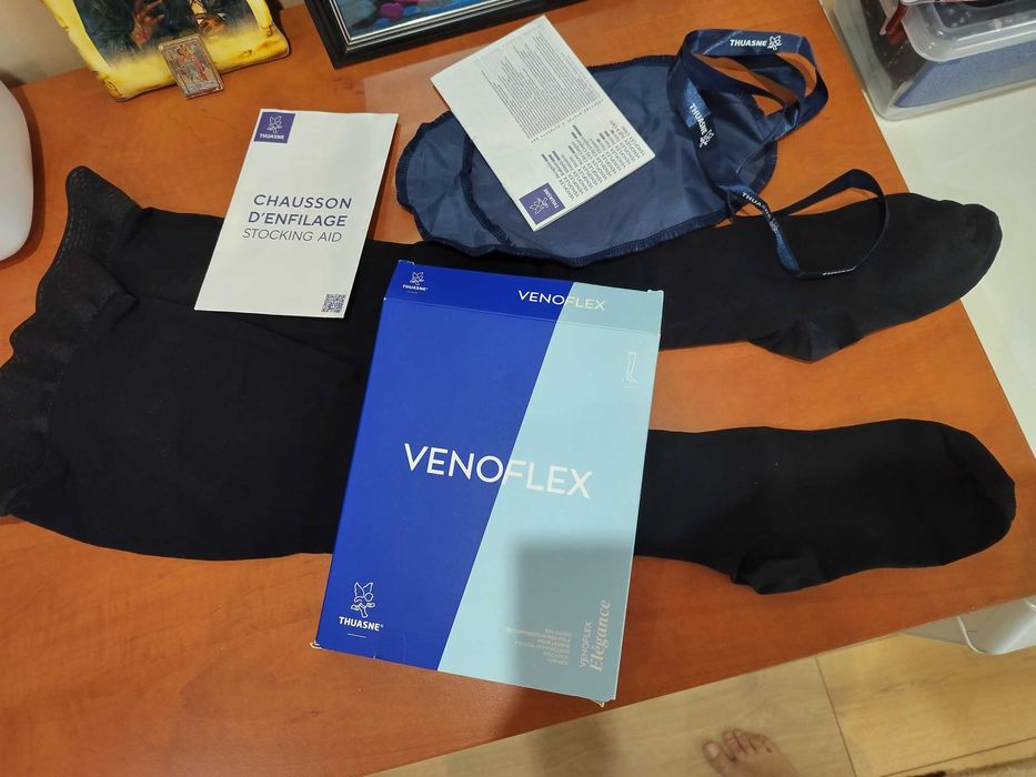 Стягащи чорапи нови