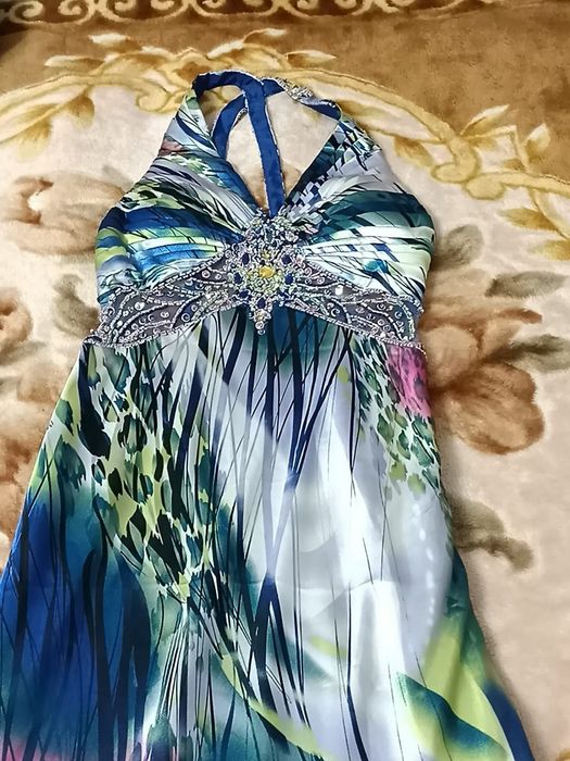 Продаётся платье