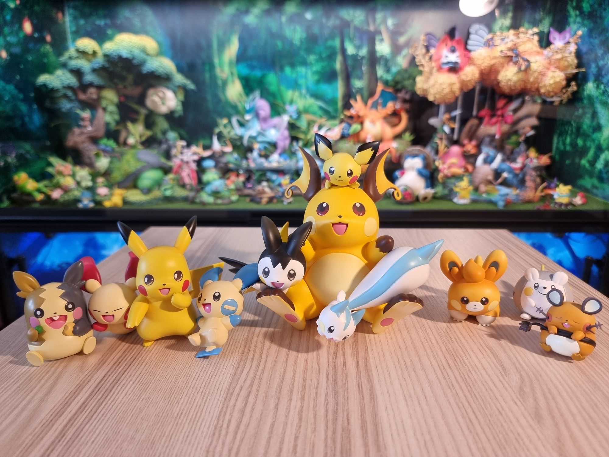 Pokemon Familia Pukachu - Figurine - Statue