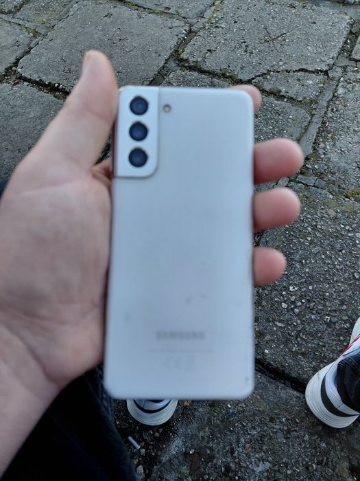 Vând samsung galaxy s21