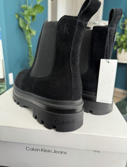 Calvin Klein Jeans Lugged Chelsea cizme piele intoarsa neagra 41 noi