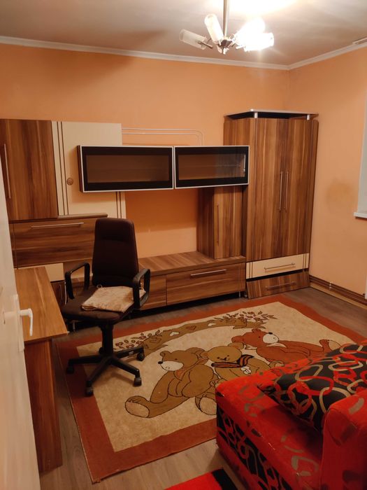 Ap.Etajul 1 , 3 camere