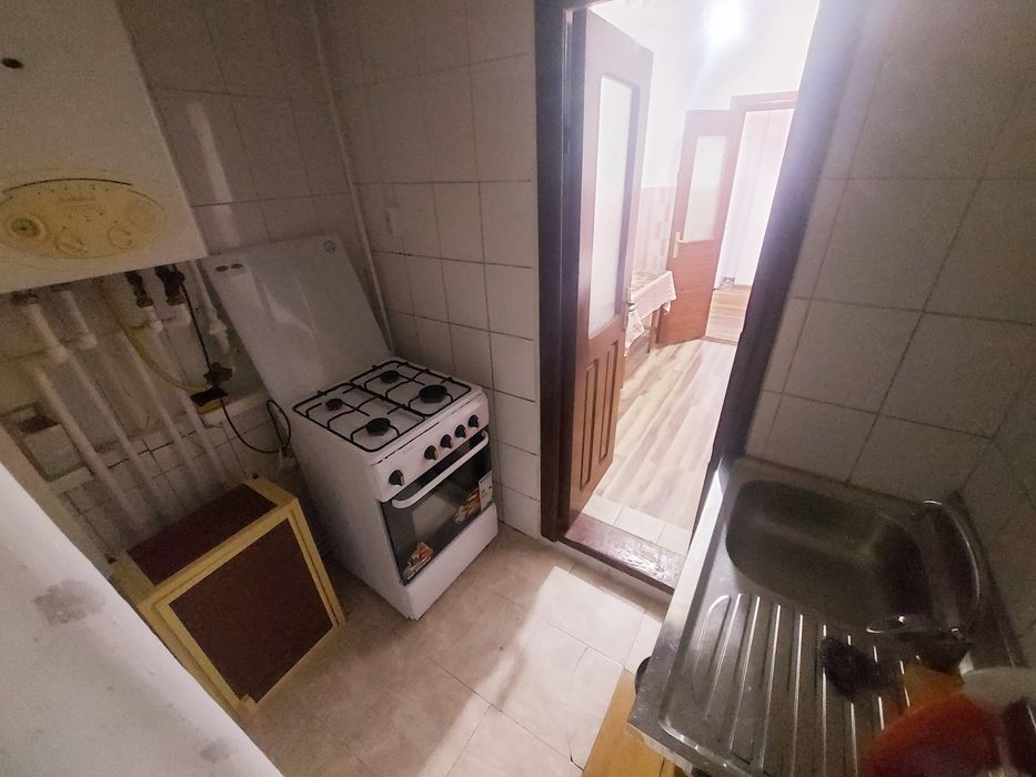 Inchiriez apartament 3 camere Crucea Garii