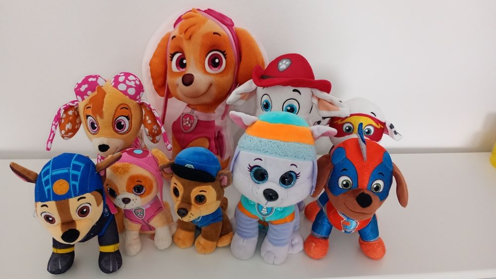 Lot 9 plusuri Paw Patrol 20 30 cm