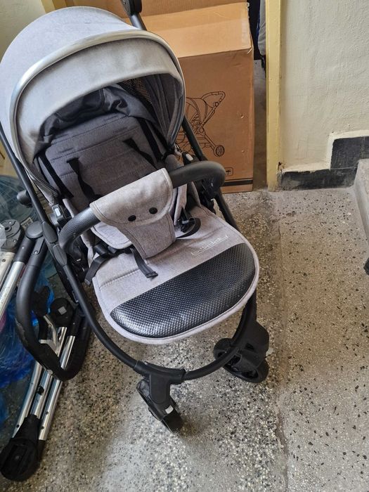 Количка за деца и новородени
