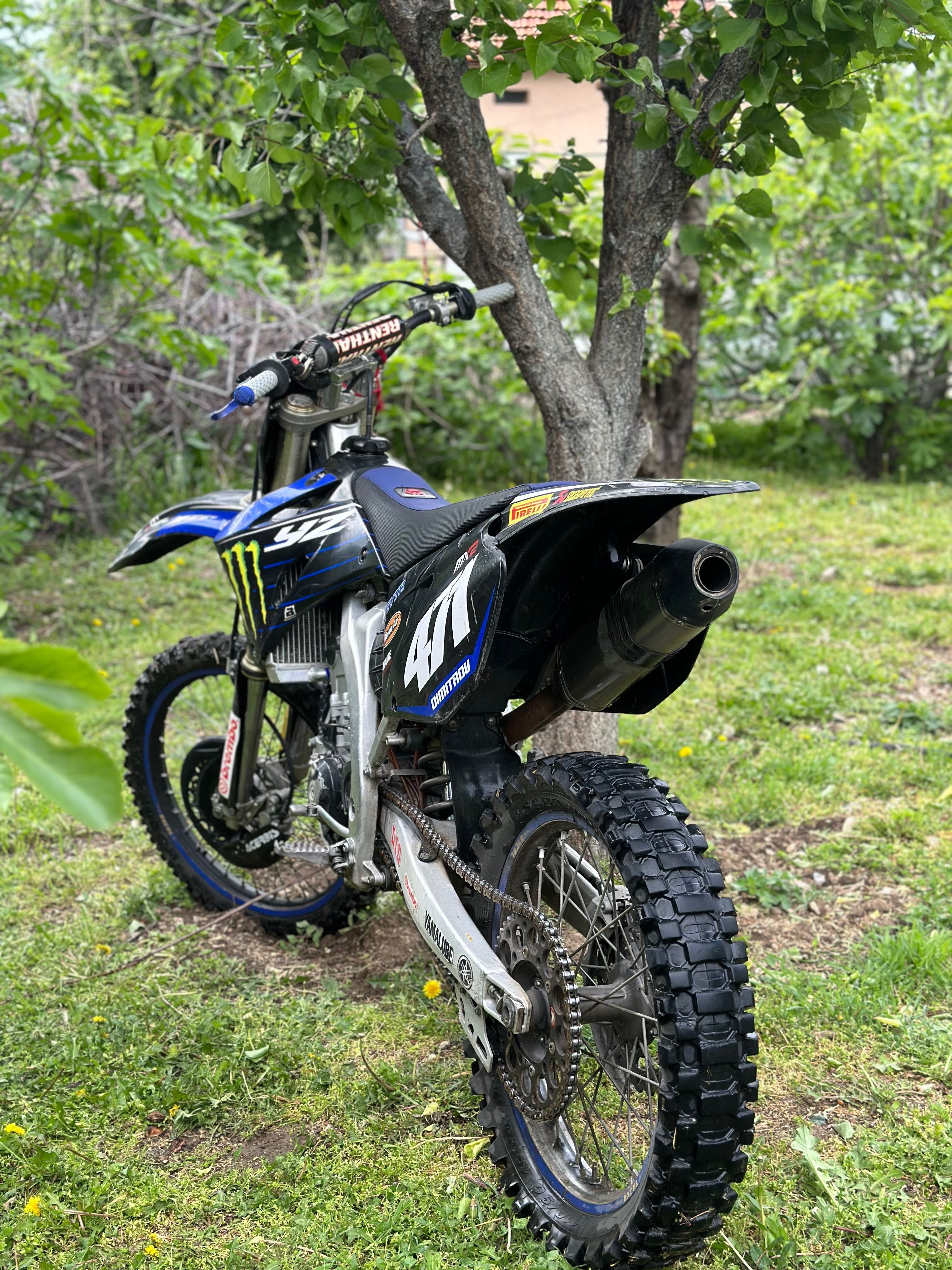 Продава се Yamaha yz250f