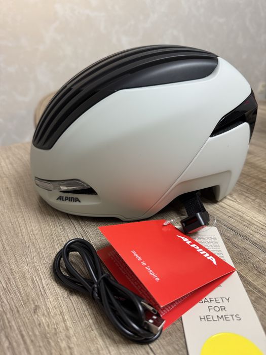 Велосипедна каска Alpina Brighton Mips Helmet