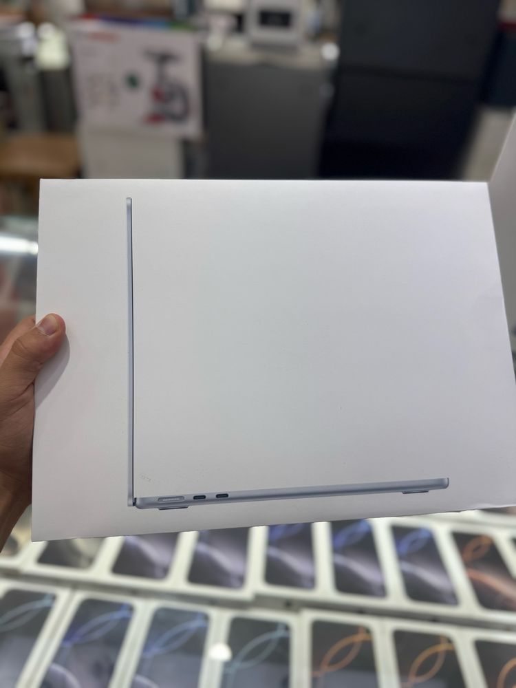 Macbook air m4 16/256 mix