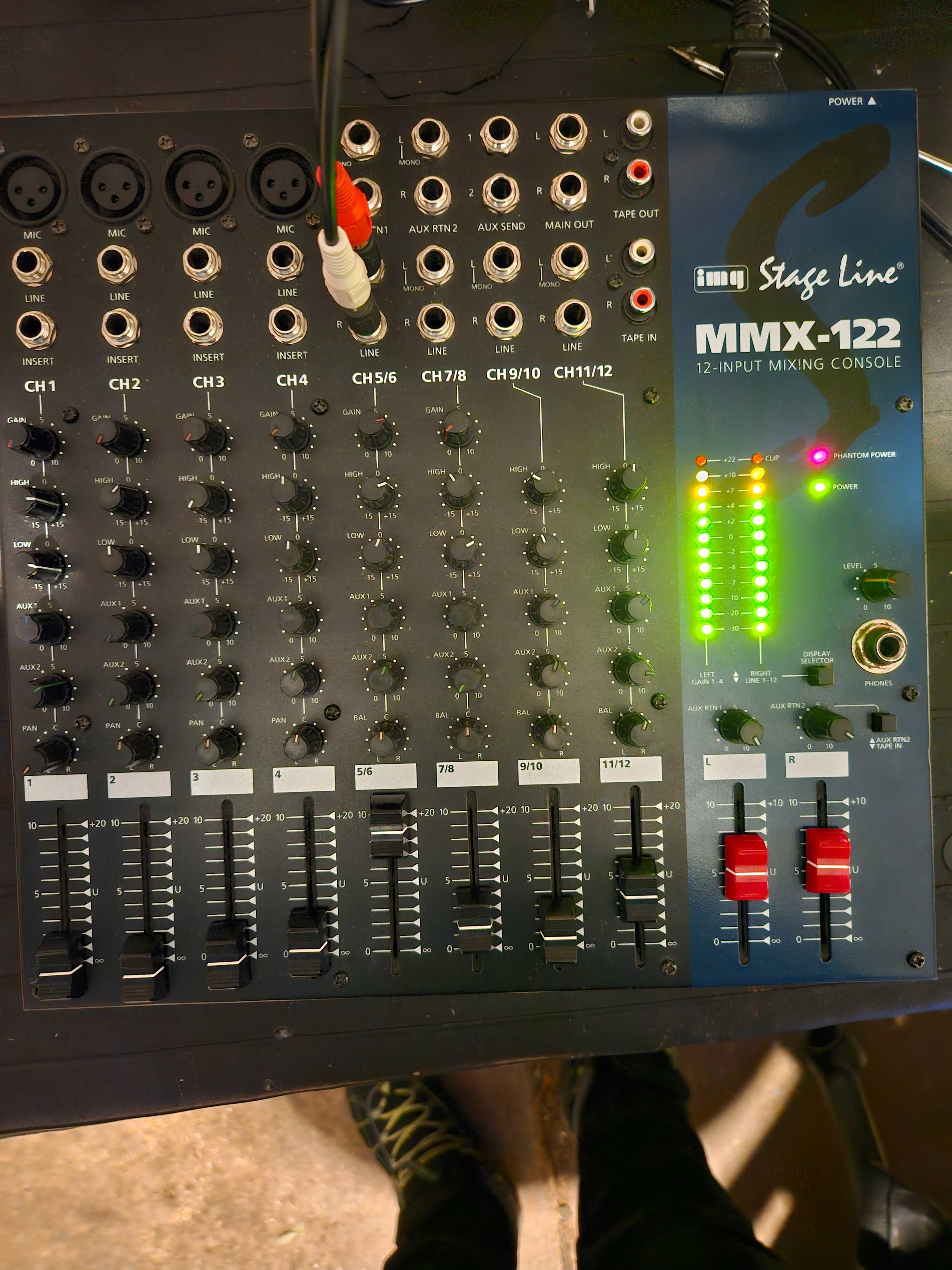 Stage Line MMX-122   12 Intrari mixing console