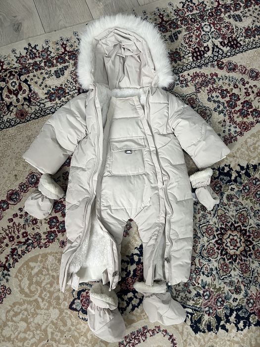 БУ Комбинезон 90 см