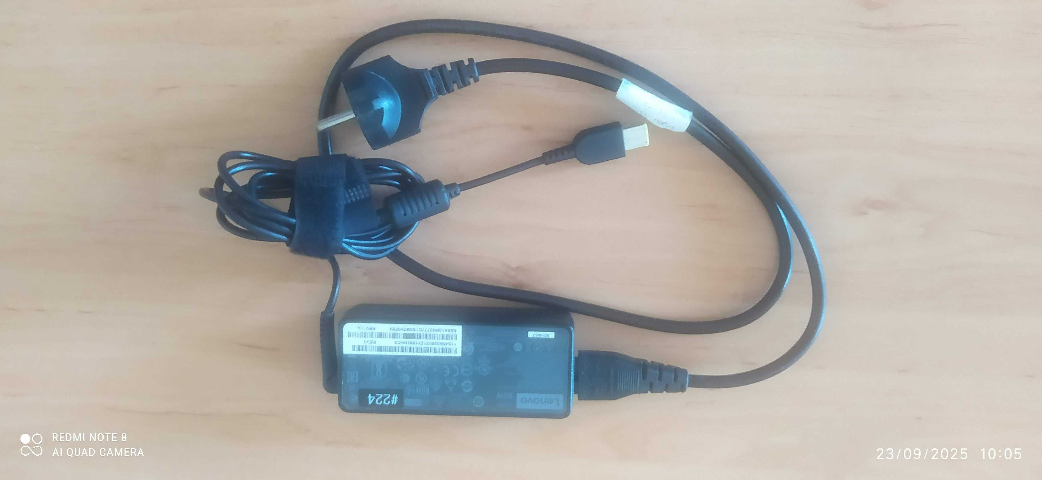 Лаптоп Lenovo V330-15IKB