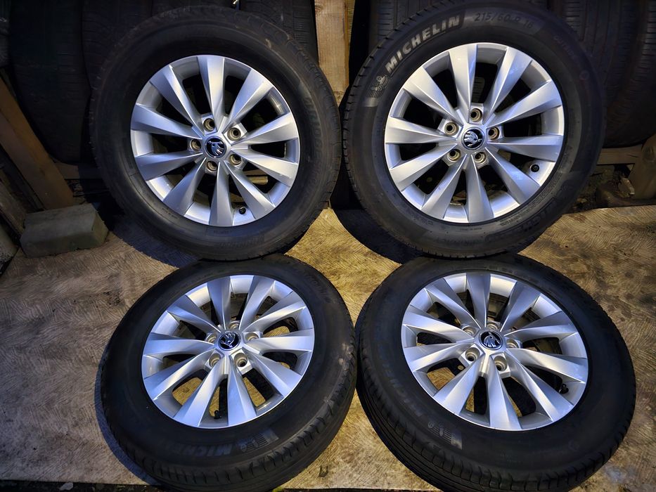 Jante aliaj 16" Skoda/Volkswagen/Seat/Audi 5×112 cu anvelope 215/60/16