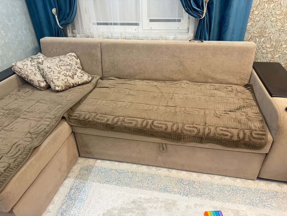 Продам угловой диван