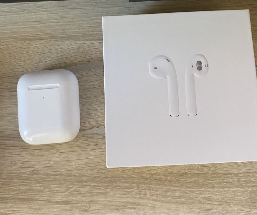 Airpods 2 Wireless Charge