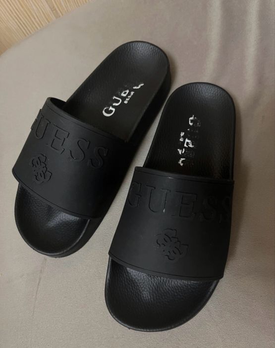 Papuci guess originali