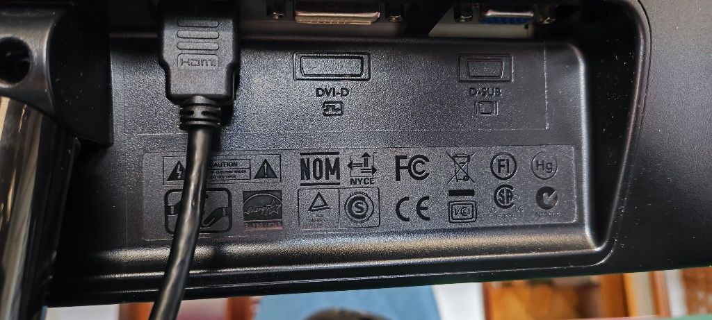 Монитор benq G2420HD