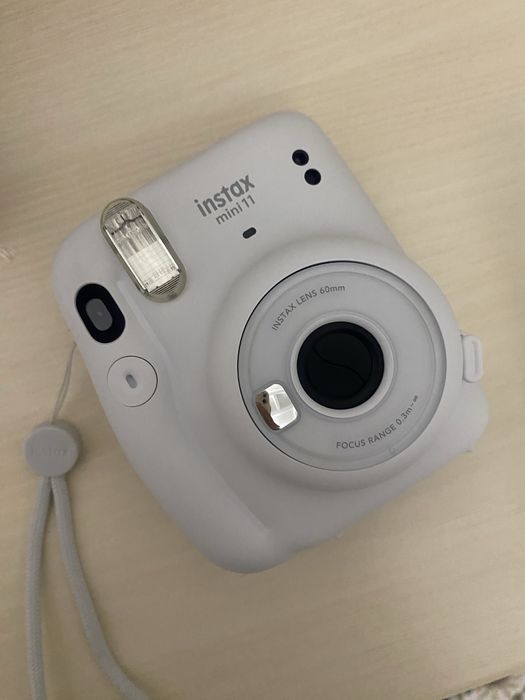 Продам instax 11 mini, цена договорная, в идеальном состоянии