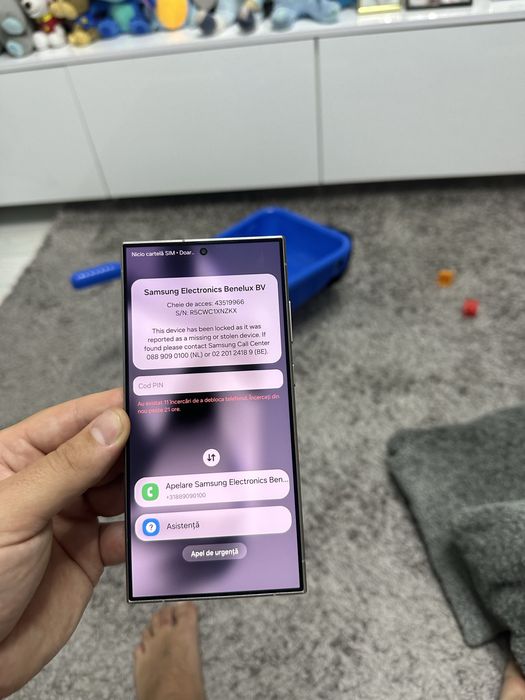 Vand samsung S24 ultra pentru piese