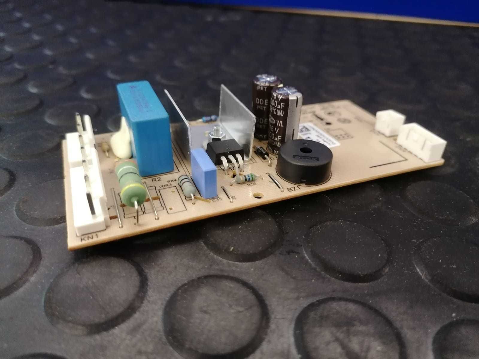 Placa combina frigorifica  Beko CN147130DX , modul / L15