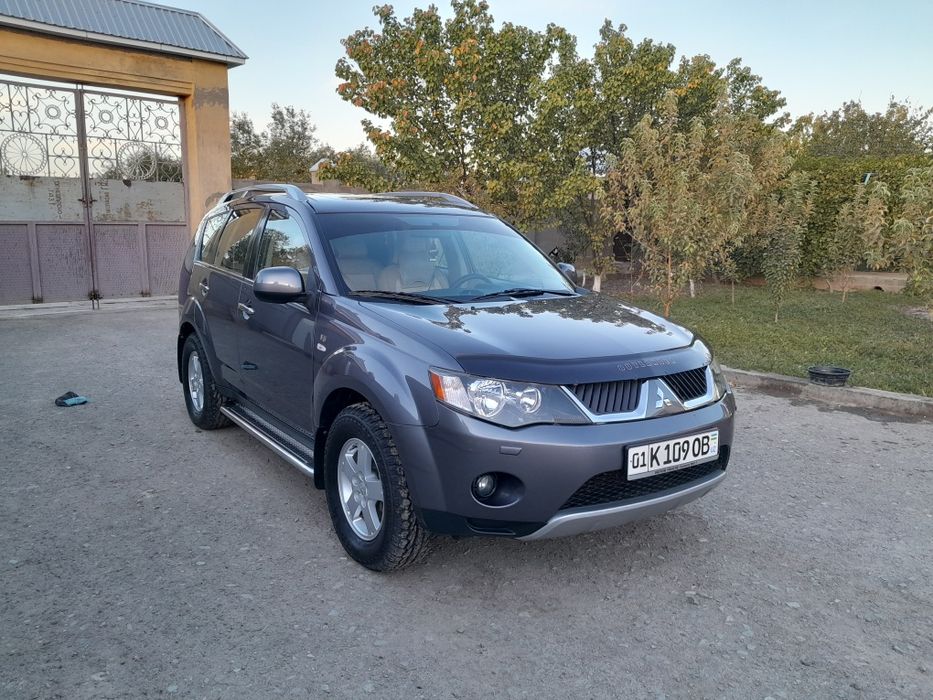 Продаю кроссовер Mitsubishi Outlander 2008 г.в.