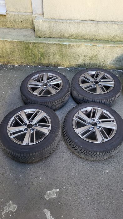 Jante originale Peugeot model 2022 5x108 r16 cu anvelope NOI