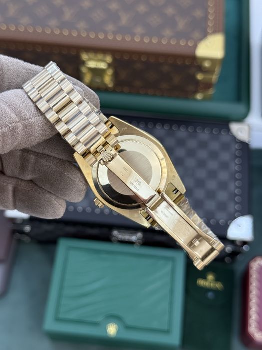 Rolex Day-Date 40mm Gold