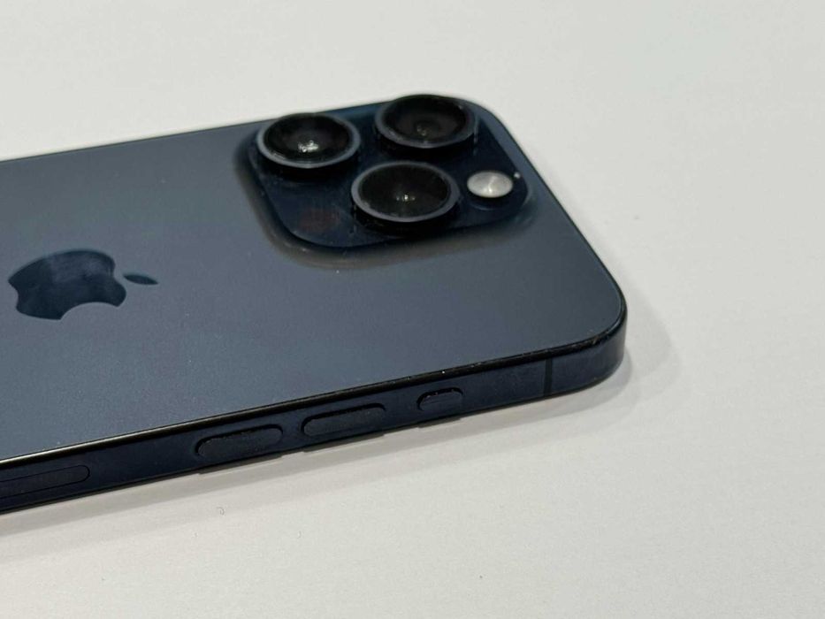 Apple iPhone 15 Pro 512GB- 86%BH